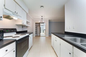 3529 Folage Dr in Las Vegas, NV - Building Photo - Building Photo