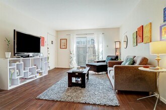 4040 San Felipe St in Houston, TX - Building Photo - Building Photo