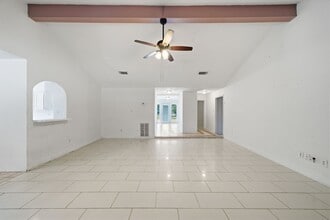 16957 Glen Eagle Dr N in Conroe, TX - Building Photo - Building Photo