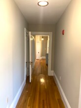 322 Brookline St, Unit 1 in Cambridge, MA - Building Photo - Building Photo