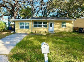 1280 Bertland Way in Clearwater, FL - Building Photo