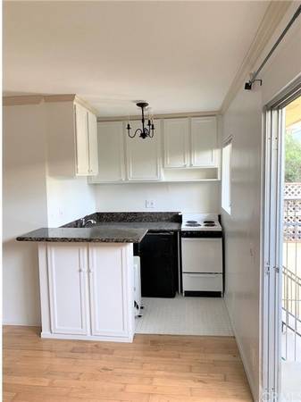 21 Spinnaker St in Marina Del Rey, CA - Building Photo - Building Photo