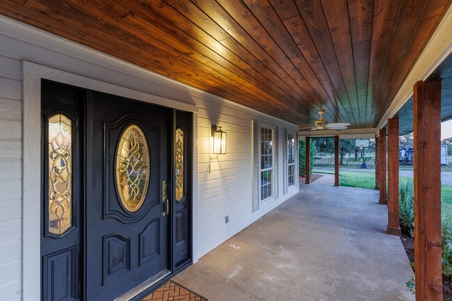 435 Oxbow Trail in Marble Falls, TX - Building Photo - Building Photo