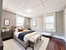 1824 Blossom in Nashua, NH - Building Photo