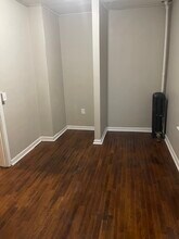 836 N Larch St, Unit 2 in Lansing, MI - Building Photo - Building Photo