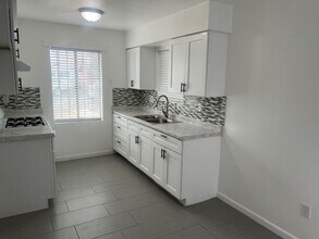 414 Villa St in Bakersfield, CA - Building Photo - Building Photo