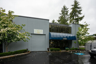 Maxwell Place in Redmond, WA - Building Photo - Building Photo