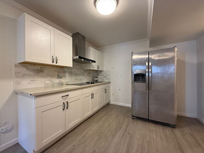 118 Trumbull St in San Francisco, CA - Building Photo - Building Photo