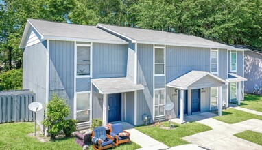 1417 Tangora Ln in Fayetteville, NC - Building Photo - Building Photo