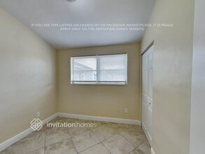 11674 Oleander Dr in Royal Palm Beach, FL - Building Photo - Building Photo