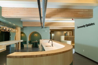 Residences on Acoma in Denver, CO - Foto de edificio - Building Photo