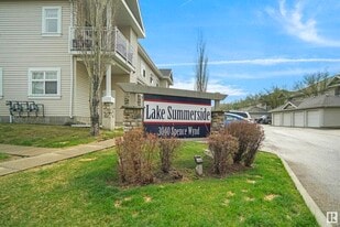 3040 Spence Wynd SW in Edmonton, AB - Building Photo