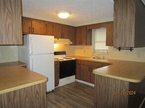 8947 Cairo Ln in Port Richey, FL - Building Photo - Building Photo