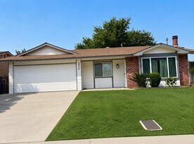 1373 Wolf St in Merced, CA - Building Photo