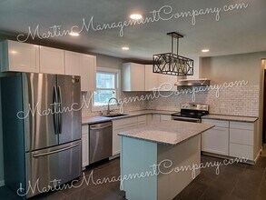 810 Ruth Ann Dr in Sedalia, MO - Building Photo - Building Photo