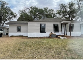 1606 27th St in Lubbock, TX - Building Photo