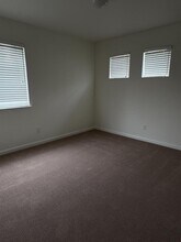 3437 Greenfield Ave in Clovis, CA - Building Photo - Building Photo