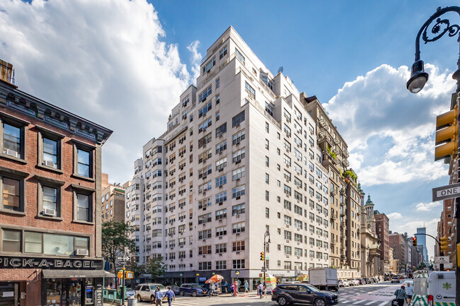 1091-1097 Lexington Ave in New York, NY - Foto de edificio - Building Photo