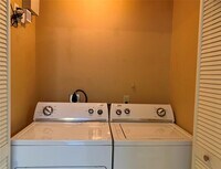 10054 Emnora Ln photo'