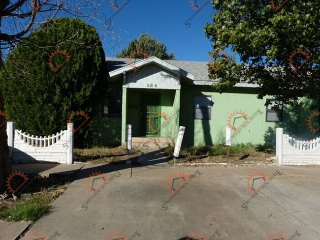 property at 604 Sheldon St