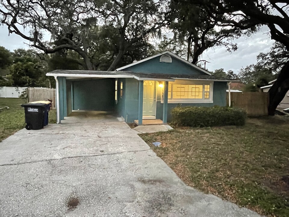 1380 Tioga Ave in Clearwater, FL - Building Photo