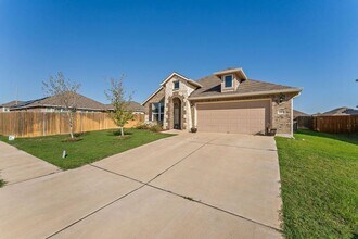 11812 Carrizo Spgs Path in Manor, TX - Building Photo - Building Photo