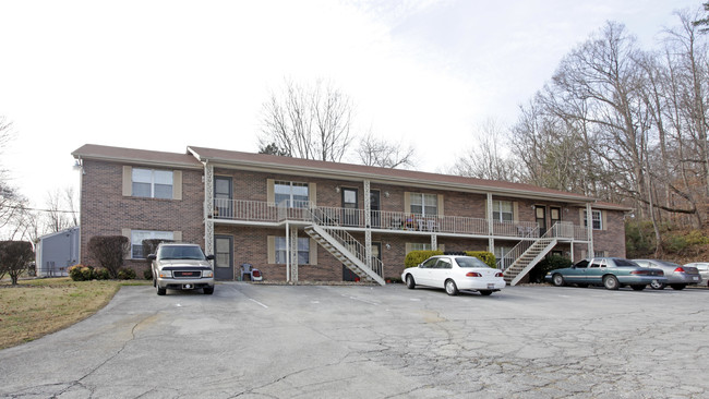 5717 Madonna Cir in Knoxville, TN - Foto de edificio - Building Photo