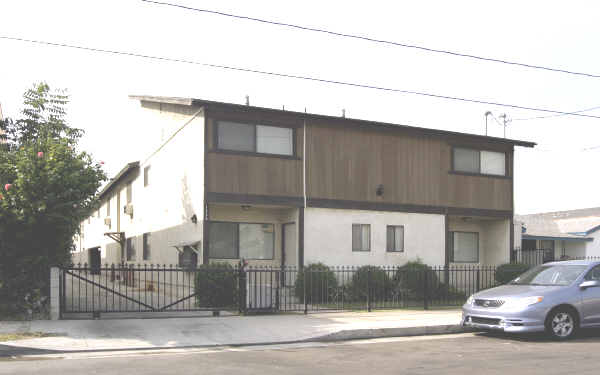 1535 Stevens Ave in San Gabriel, CA - Foto de edificio