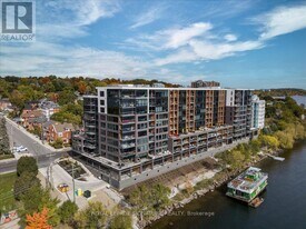 185 Dunlop St E in Barrie, ON - Building Photo