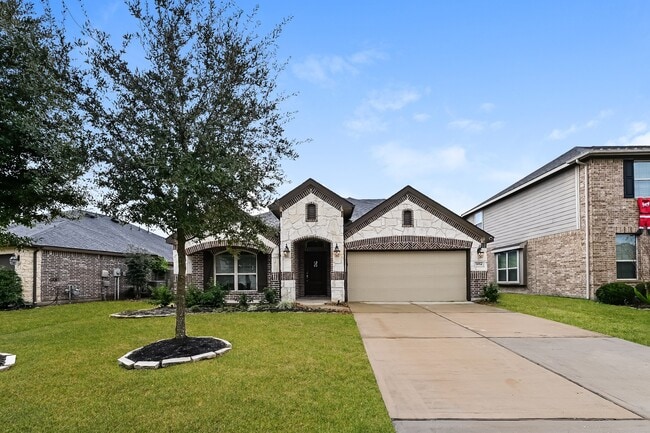property at 3854 Enchanted Timbers Ln