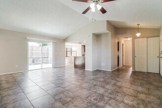 9310 Tamworth Ln in Port Richey, FL - Building Photo - Building Photo