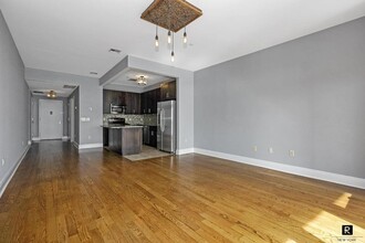 90 Bay St, Unit 5-M in Staten Island, NY - Building Photo - Building Photo