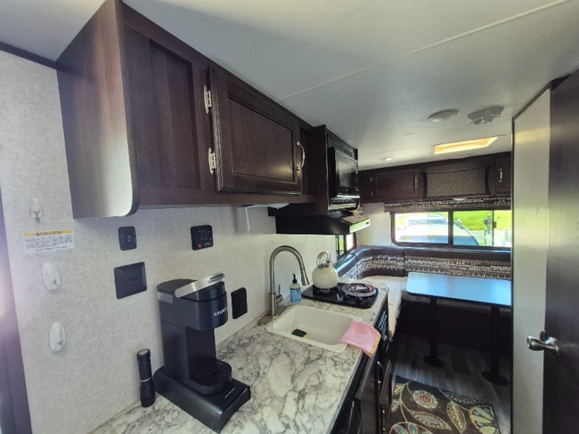 7305 Jackson Rd in Blaine, WA - Building Photo - Building Photo