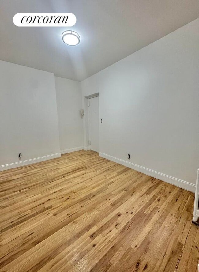 1229 1st Ave in New York, NY - Building Photo - Building Photo