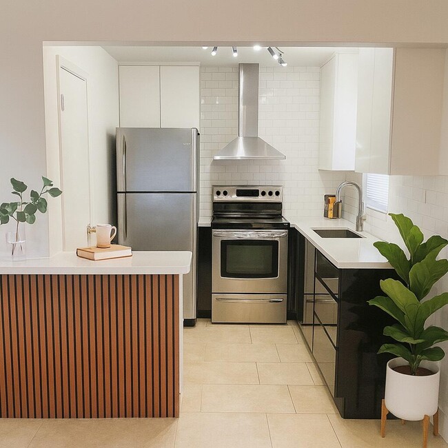 property at 6150 SW 37th St