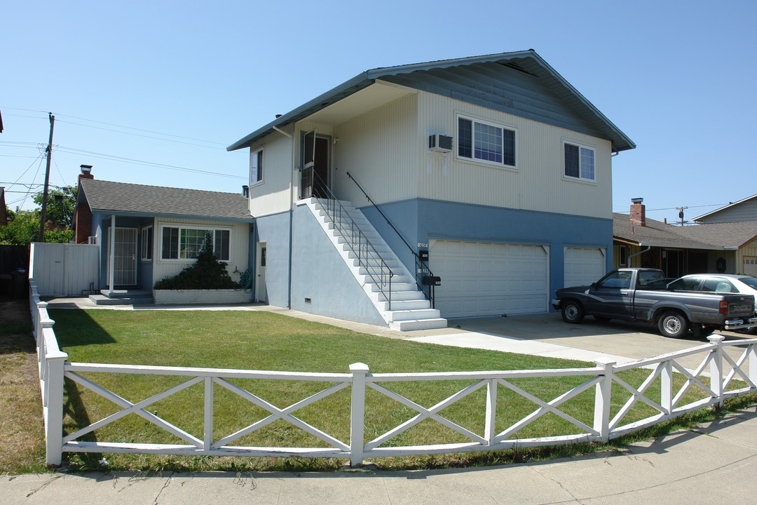 1037-1055 Zarick Dr in San Jose, CA - Foto de edificio