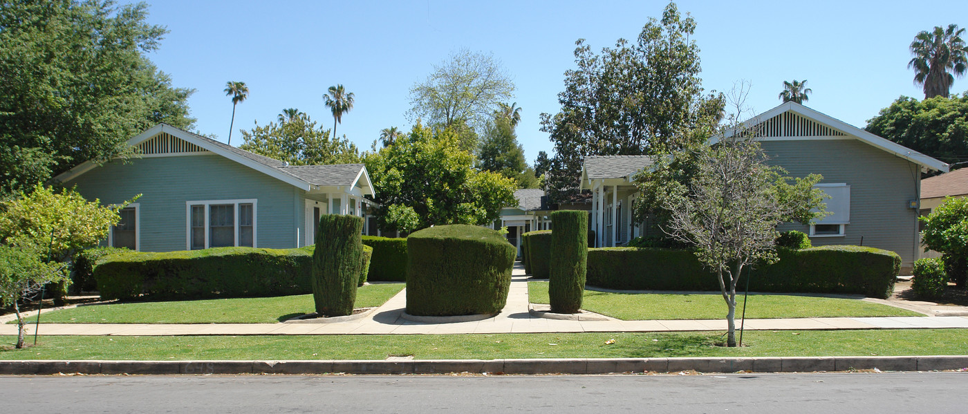 638-650 Mar Vista Ave in Pasadena, CA - Foto de edificio