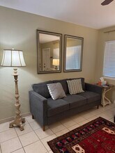 3362 Cynthia Ln in Lake Worth Beach, FL - Building Photo - Building Photo