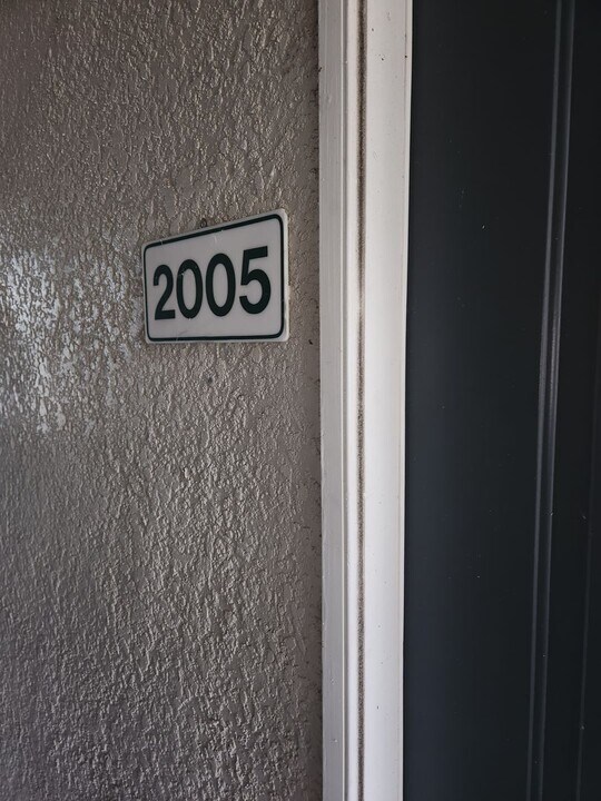 2005 Hemingway Cir in Haines City, FL - Building Photo