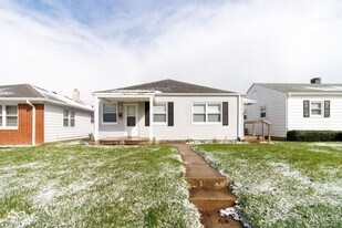 61 S 3rd Ave in Beech Grove, IN - Building Photo