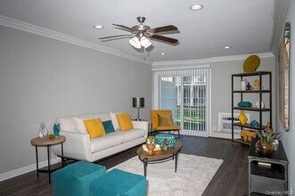 516 Terrace in Bayport, NY - Building Photo - Building Photo