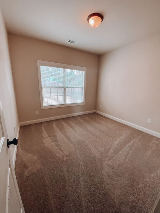 1532 Middleton Dr in Monroe, GA - Building Photo