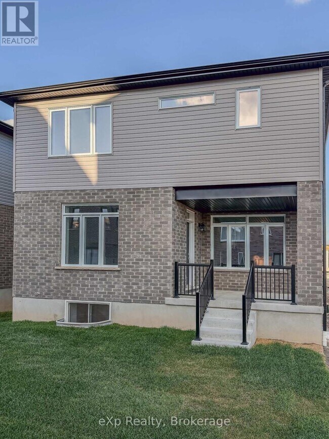 347 Canada Plum St in Waterloo, ON - Building Photo - Building Photo