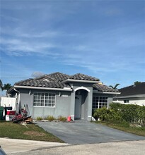 15125 SW 138th Terrace in Miami, FL - Building Photo - Building Photo