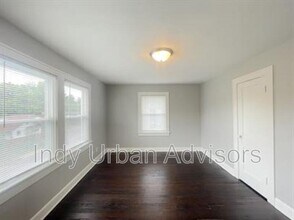 916 E Tabor St in Indianapolis, IN - Building Photo - Building Photo