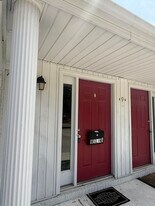 9 Eglin St in Fort Walton Beach, FL - Building Photo