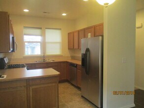 655 Callahan Dr in Roseburg, OR - Building Photo - Building Photo