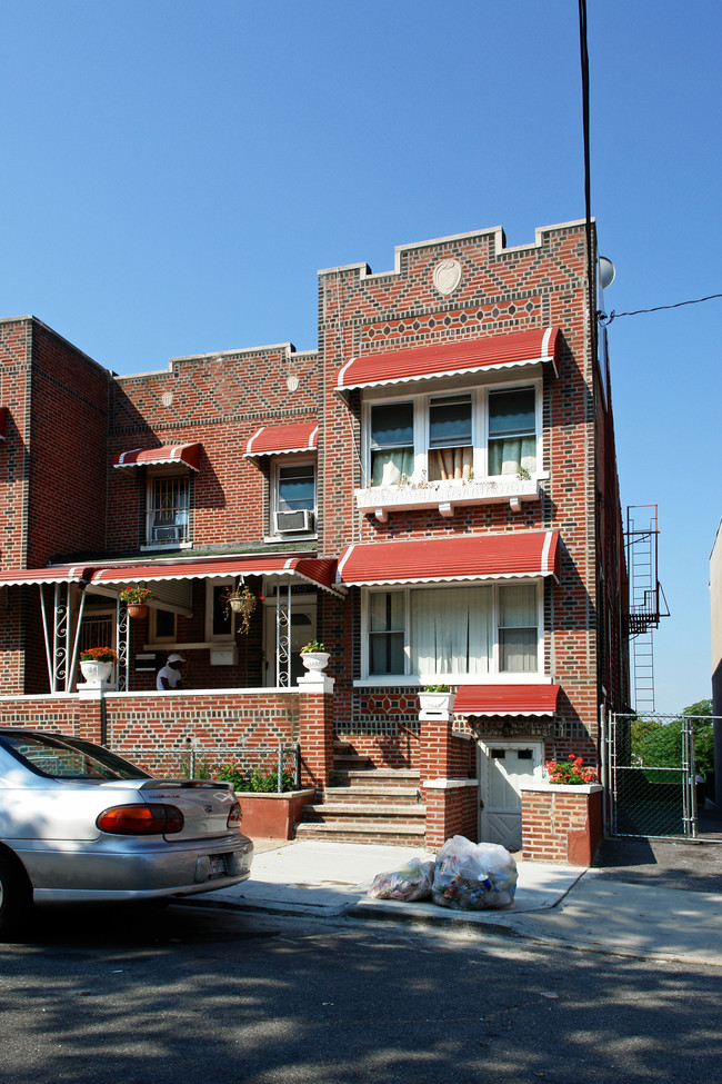 3369 Fenton Ave in Bronx, NY - Building Photo - Building Photo