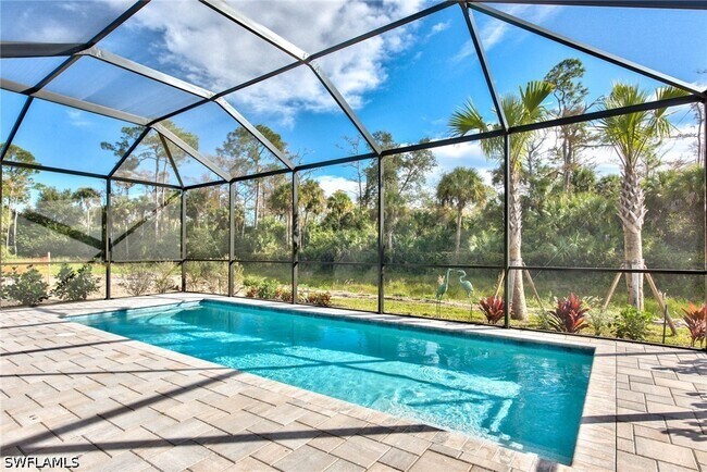 property at 9761 Willet Ct