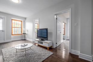 4560 Sainte-Catherine in Montréal, QC - Foto de edificio - Interior Photo